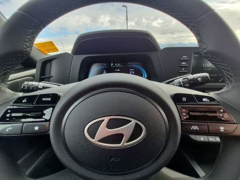 New 2026 Hyundai Elantra SEL Sport Premium w/ Cargo Package FWD image 23