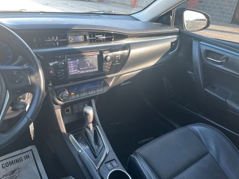 Used 2015 Toyota Corolla S image 33