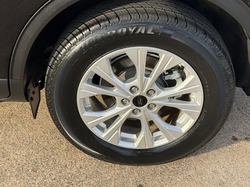 Certified 2023 Ford Escape Active image 9