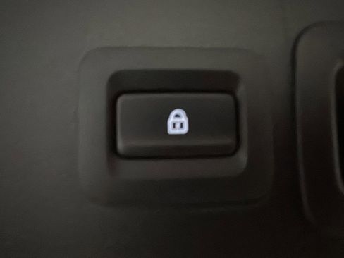 Used 2023 MAZDA CX-30 AWD 2.5 S w/ Preferred Package image 18