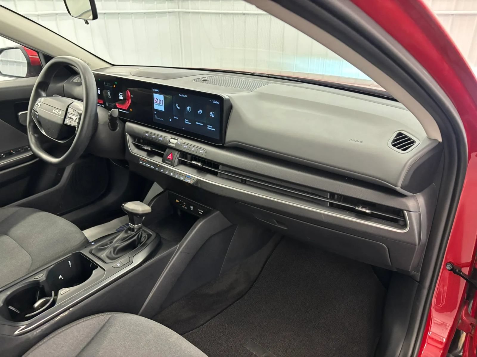 Used 2025 Kia K4 FWD image 36