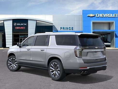 New 2026 Chevrolet Suburban High Country RWD image 38