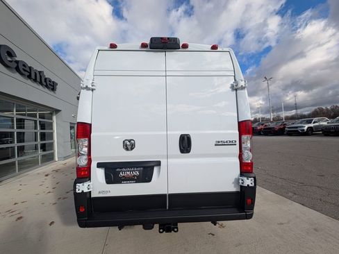 New 2026 RAM ProMaster 3500 w/ Convenience Group image 12