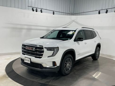 Used 2025 GMC Acadia Elevation AWD/4WD image 8