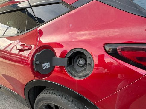 Used 2019 Chevrolet Blazer RS w/ Sun and Wheels Package image 8