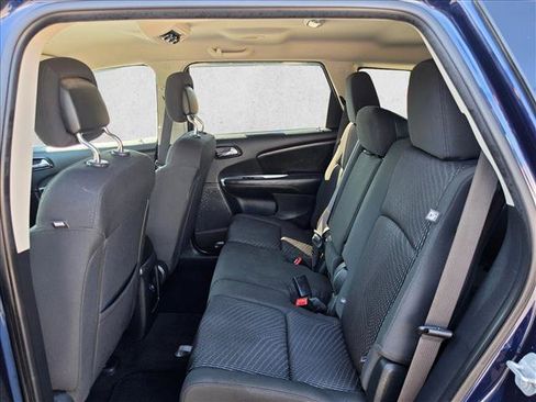 Used 2018 Dodge Journey SXT w/ Connectivity Group AWD/4WD image 18