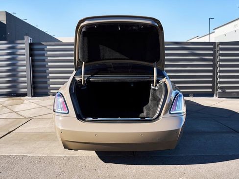 Used 2025 Rolls-Royce Ghost image 17