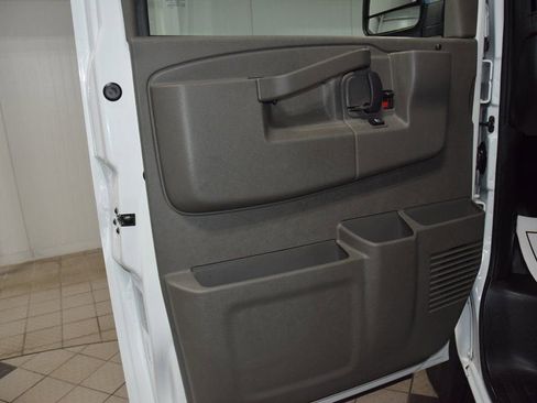 New 2026 Chevrolet Express 3500 w/ Power Convenience Package RWD image 26