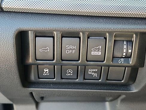 Used 2021 Subaru Forester Limited AWD/4WD image 27