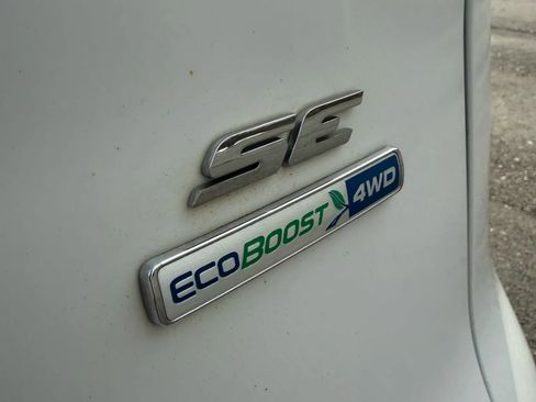 Used 2014 Ford Escape SE image 15