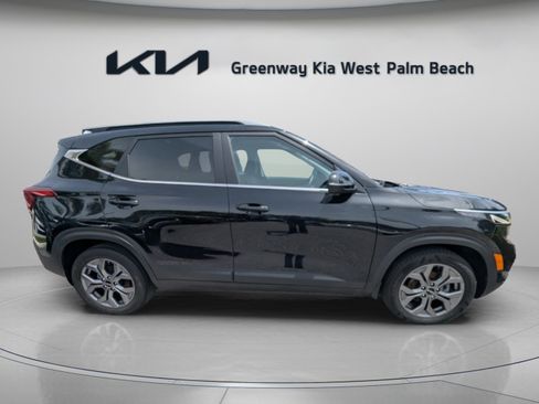 Certified 2024 Kia Seltos S FWD image 8