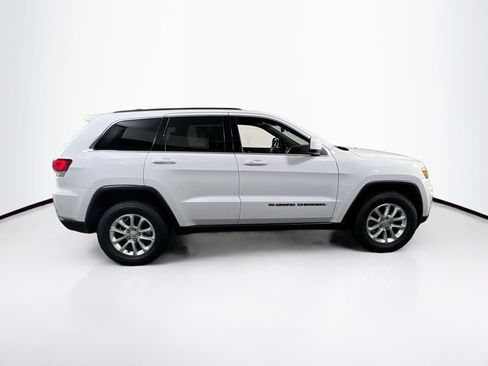 Used 2022 Jeep Grand Cherokee Laredo X image 4