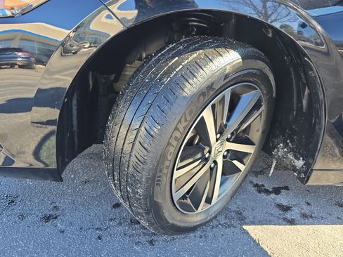 Used 2023 Honda Civic LX image 29