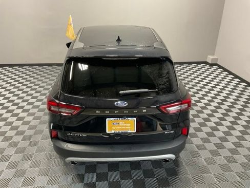 Used 2023 Ford Escape Active AWD/4WD image 12