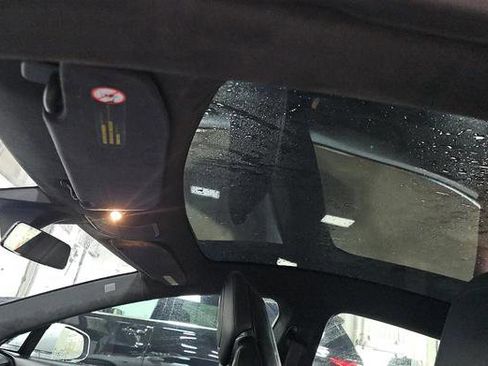 Used 2019 Tesla Model S Performance image 15