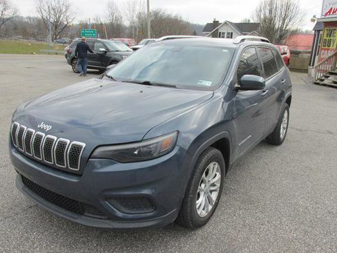 Used 2020 Jeep Cherokee Latitude w/ Cold Weather Group image 1