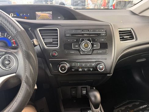 Used 2015 Honda Civic LX image 31