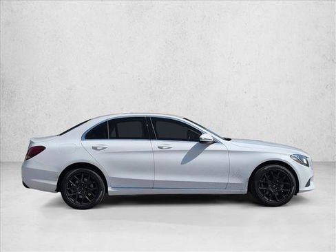 Used 2016 Mercedes-Benz C 300 4MATIC Sedan image 4