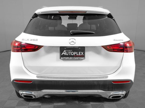 Used 2025 Mercedes-Benz GLA 250 4MATIC image 6