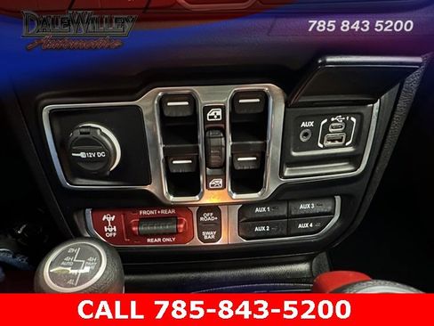 Used 2024 Jeep Wrangler Unlimited Rubicon 4xe image 10