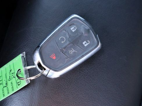 Used 2023 Cadillac XT4 Premium Luxury image 35