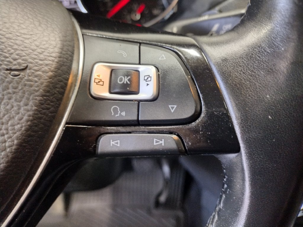 Used 2017 Volkswagen Jetta SE FWD image 27