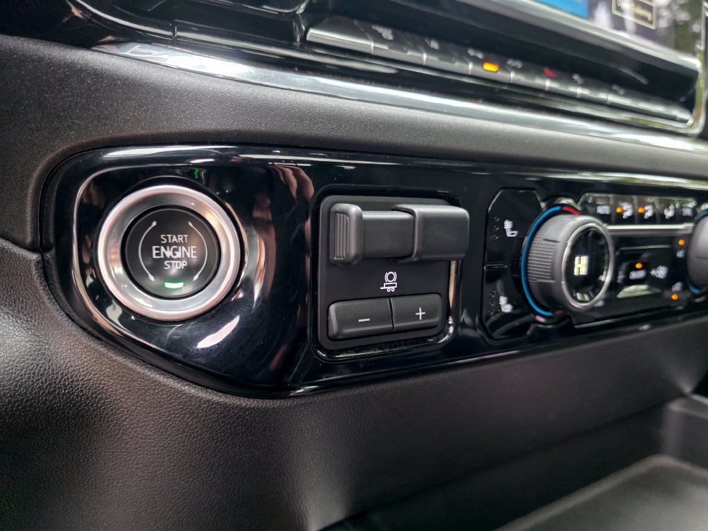 Used 2024 Chevrolet Silverado 3500 LT w/ Texas Edition AWD/4WD image 53