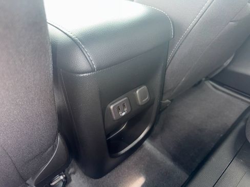 Certified 2022 GMC Canyon Elevation RWD image 11