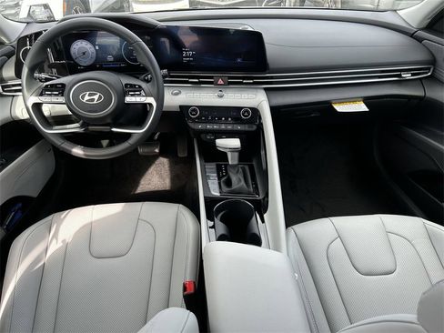 New 2026 Hyundai Elantra Limited image 2