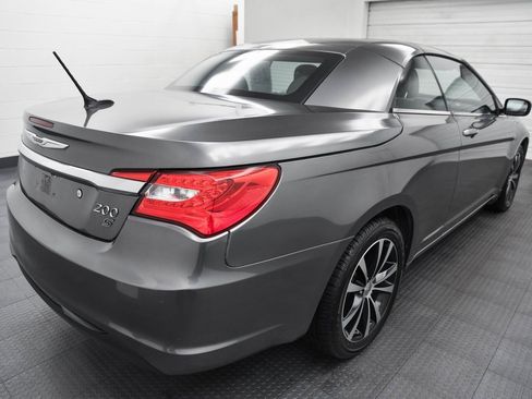 Used 2012 Chrysler 200 S image 7