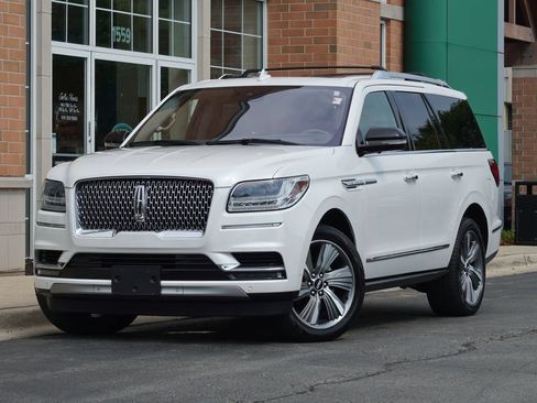 Used 2018 Lincoln Navigator Reserve w/ Technology Package AWD/4WD image 1