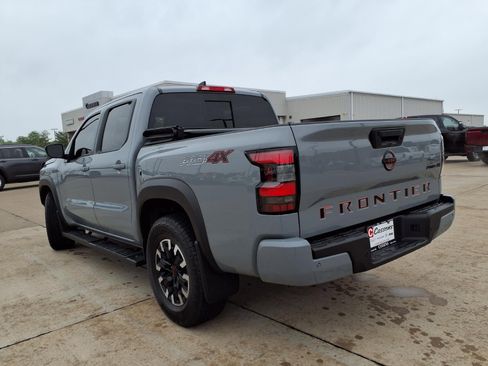 Used 2024 Nissan Frontier PRO-4X w/ Technology Package AWD/4WD image 33