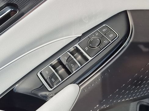 Certified 2024 Cadillac Lyriq Sport AWD/4WD image 22