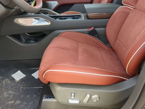 New 2025 Lincoln Nautilus Black Label image 11