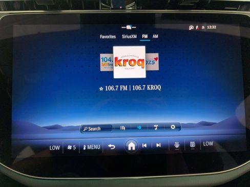 Used 2026 Mercedes-Benz E 350 Sedan image 21