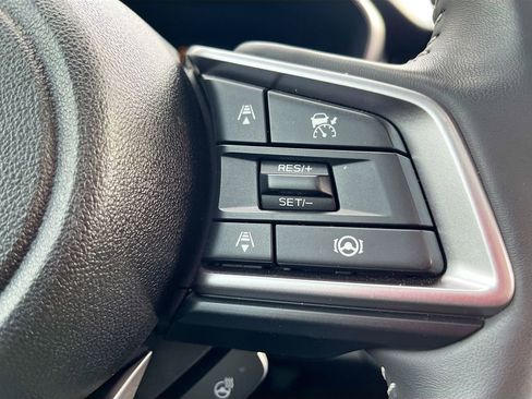 Used 2025 Subaru Outback Touring AWD/4WD image 36