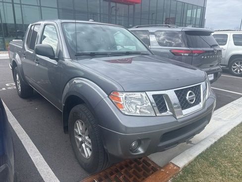 Used 2018 Nissan Frontier SV w/ Value Truck Package image 3