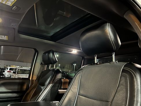 Used 2017 Ford F150 Lariat image 14