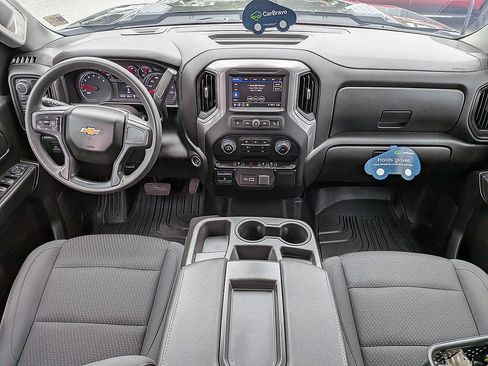 Used 2024 Chevrolet Silverado 2500 Custom AWD/4WD image 14