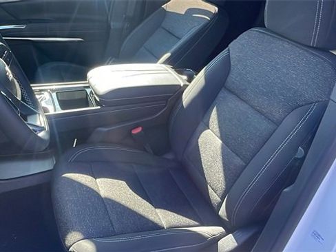 New 2026 Chevrolet Traverse LT w/ LPO, Floor Liner Package image 11