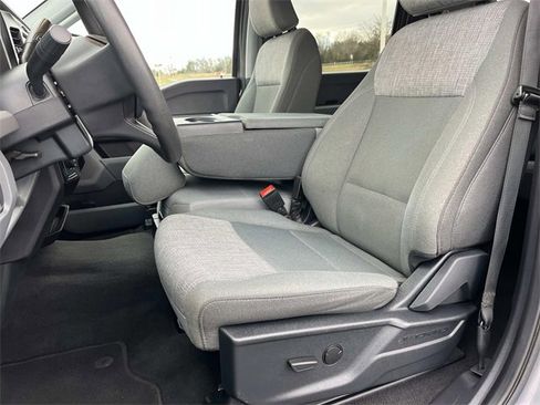 Used 2025 Ford F250 XLT image 29