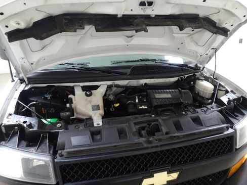 Used 2019 Chevrolet Express 2500 Extended w/ Driver Convenience Package image 37