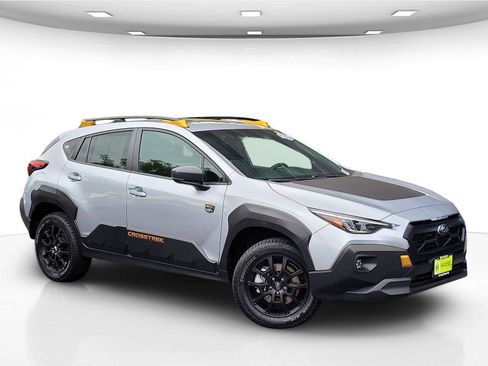 Certified 2024 Subaru Crosstrek 2.5i Wilderness w/ Crosstrek Mirror Package AWD/4WD image 2