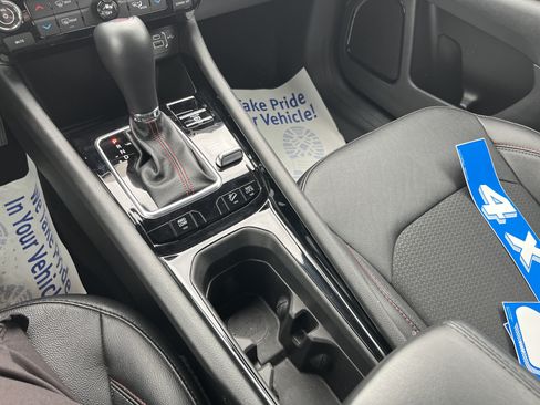 Used 2025 Jeep Compass Trailhawk AWD/4WD image 26