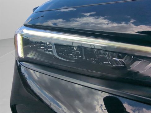 New 2026 Honda Civic Sport image 10