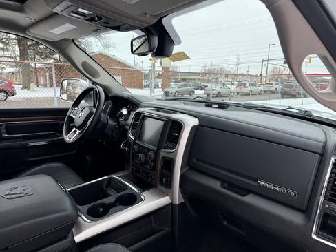 Used 2017 RAM 2500 Laramie image 14