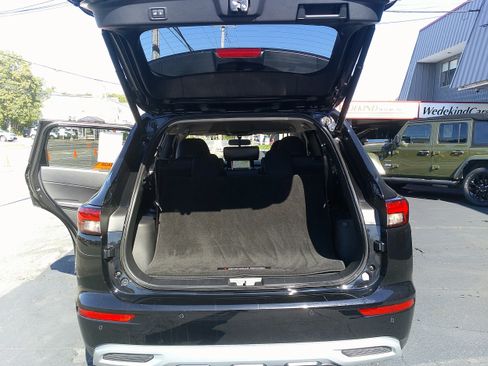 Used 2024 Mitsubishi Outlander SE image 20