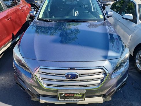 Used 2016 Subaru Outback 2.5i Limited AWD/4WD image 6