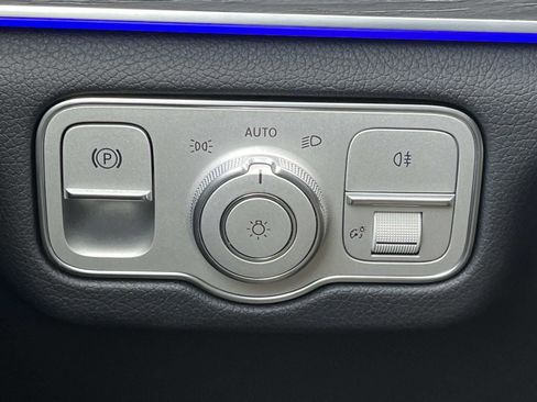 Certified 2025 Mercedes-Benz GLE 350 4MATIC image 24