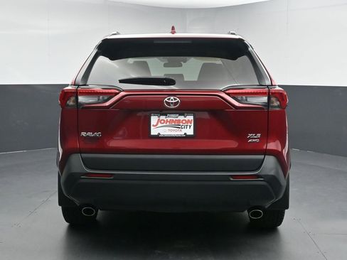 Used 2023 Toyota RAV4 XLE Premium AWD/4WD image 8